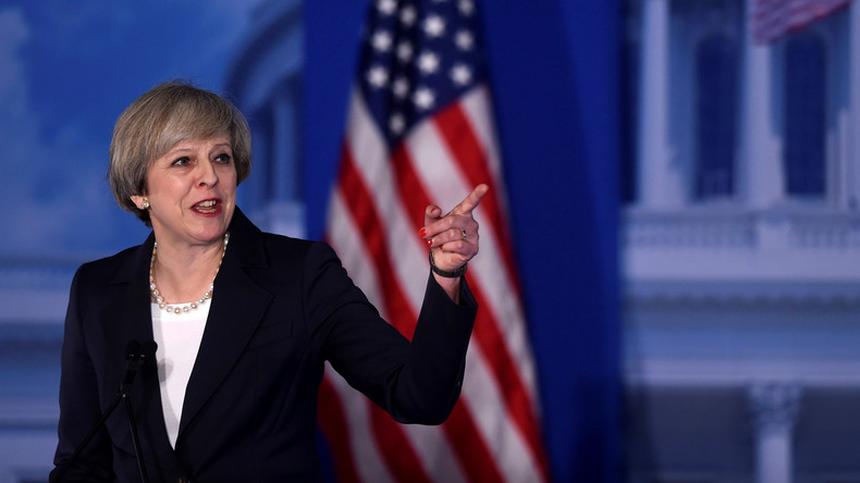 En visite à Philadelphie, Theresa May met en garde les Etats-Unis contre Poutine