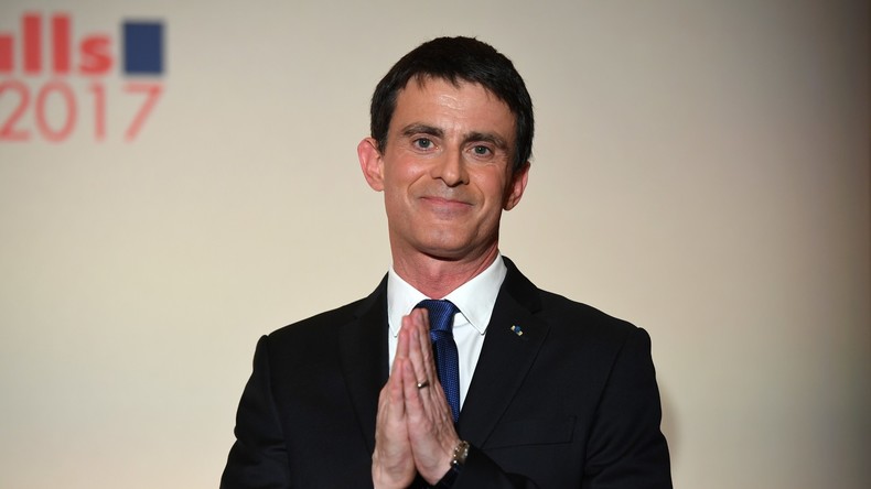 La séquence émotion du discours de Manuel Valls (que personne n'a vue)
