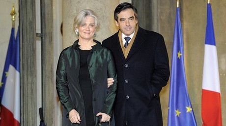 Pénélope Fillon, ici à côté de son mari François Fillon, candidat à la présidentielle de 2017 pour Les Républicains