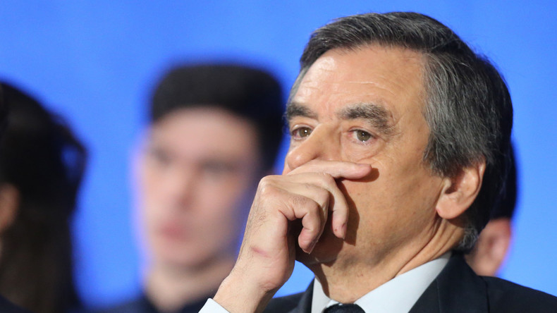 Nouvelle accusation contre Fillon : l'attribution d'une décoration dans le viseur des enquêteurs