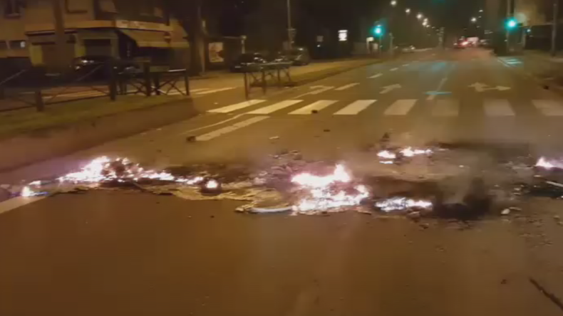 Aulnay-sous-Bois : des vidéos montrent l'étendue des dégâts après les émeutes de la nuit