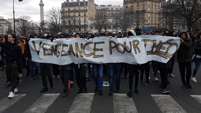 Affaire Théo : manifestation de lycéens sous tension à Paris, 26 interpellations (VIDEOS)