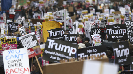 Manifestation contre le décret Trump 
