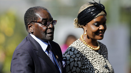 Robert Mugabe et son épouse Grace, en mai 2014, photo ©SIPHIWE SIBEKO / POOL / AFP