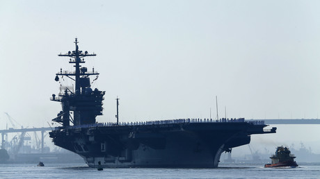 Le porte-avions USS Carl Vinson 