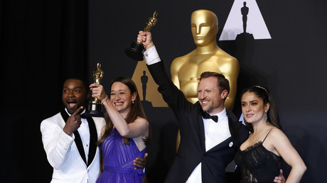 Lors de la 89ème cérémonie des Oscars, le film sur les Casques blancs a obtenu la récompense du meilleur court-métrage documentaire