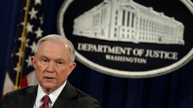 Trump dénonce une «chasse aux sorcières» contre son ministre de la Justice