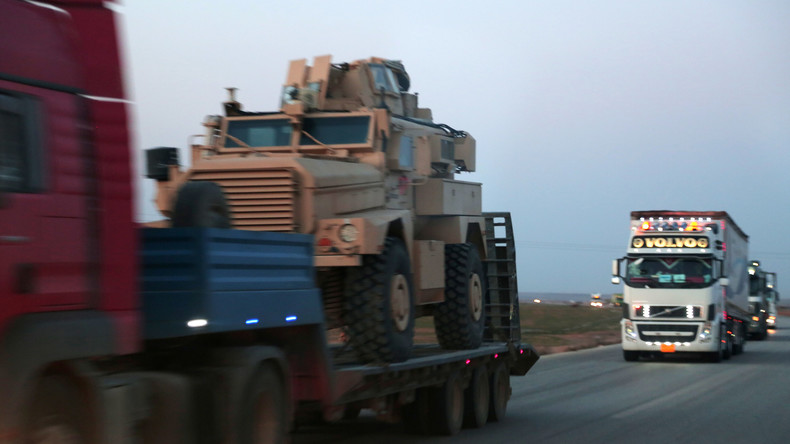 Moscou et Damas viennent-ils à la rescousse d'alliés des Américains en Syrie ?