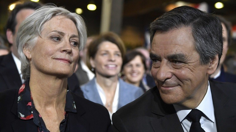Penelope Fillon sort de son silence et assure soutenir son mari quoi qu'il arrive