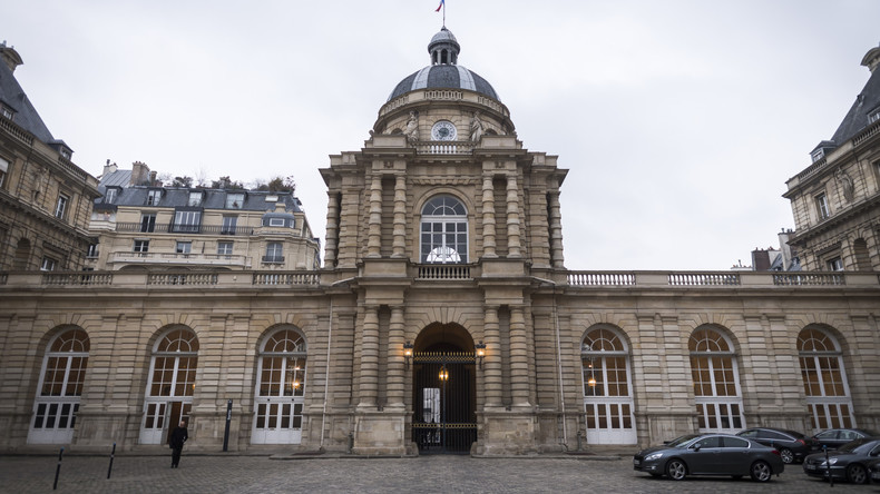 Mise au jour d'un système d'emplois fictifs au groupe UMP du Sénat