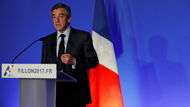 Devant le Crif, Fillon assure que «la lutte contre l'antisémitisme n'est pas suffisante»