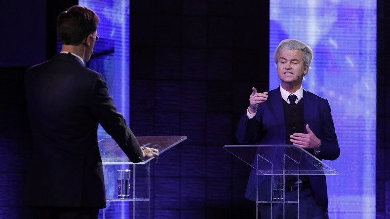 «Fermez les frontières !»: aux Pays-Bas, débat électrique entre le Premier ministre et Geert Wilders