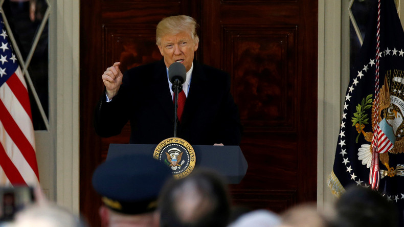 Face au blocage du nouveau décret migratoire, Trump promet d'aller «jusqu'à la Cour suprême»