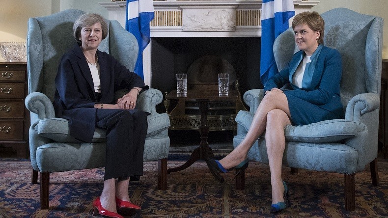 «Pas le moment» pour un référendum sur l’indépendance de l’Ecosse, estime Theresa May