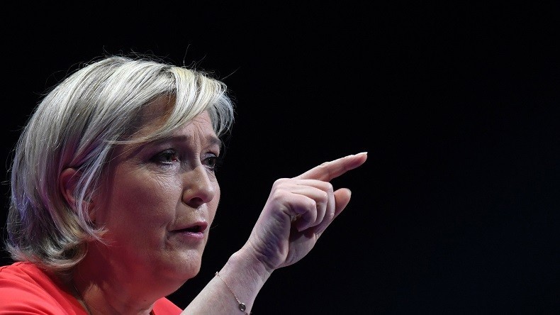 Le FN devrait saisir la justice pour 40 assistants parlementaires français accusés d’irrégularités
