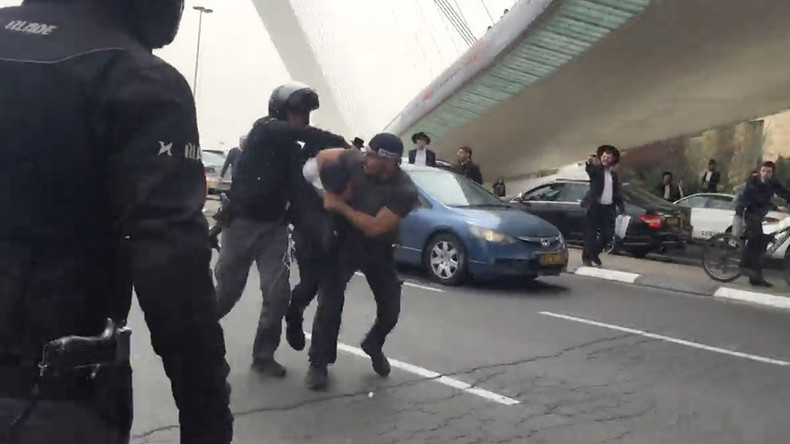 Des juifs ultra-orthodoxes déclenchent une violente rixe durant le marathon de Jérusalem (VIDEO)