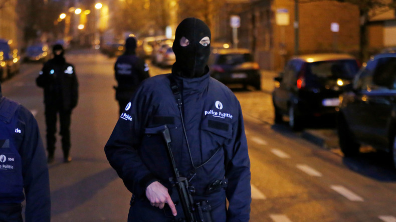 Trafic d'armes, terrorisme : une centaine d'associations de Molenbeek pointée du doigt
