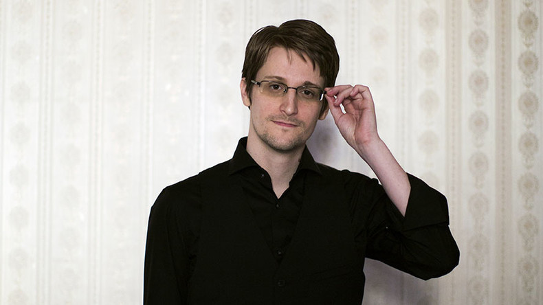 «Arrêtez de violer la p****n de loi» : Snowden répond aux patrons du FBI et de la NSA