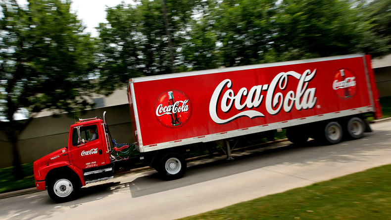 Des canettes remplies d'excréments sèment la zizanie dans une usine Coca-Cola d'Irlande du Nord