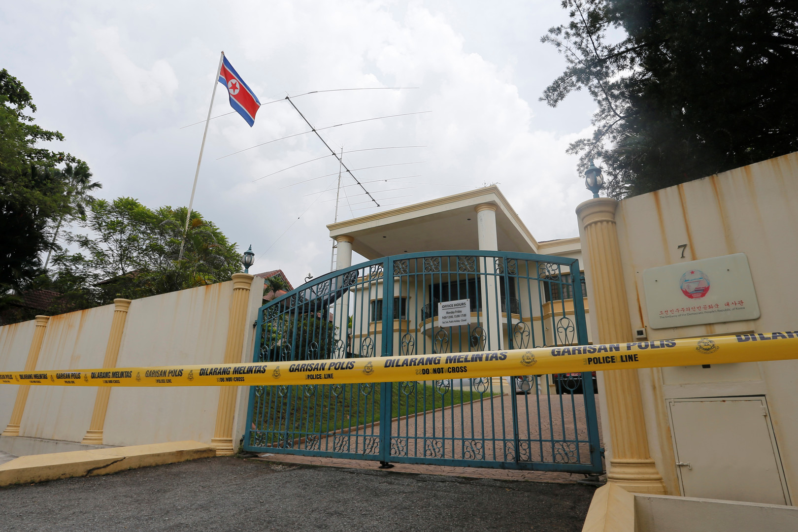Kuala Lumpur interdit à son tour aux ressortissants nord-coréens de quitter le pays