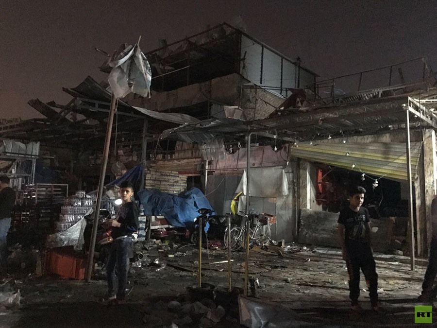 Explosion d'une voiture piégée à Bagdad : 23 morts et des dizaines de blessés (IMAGES)