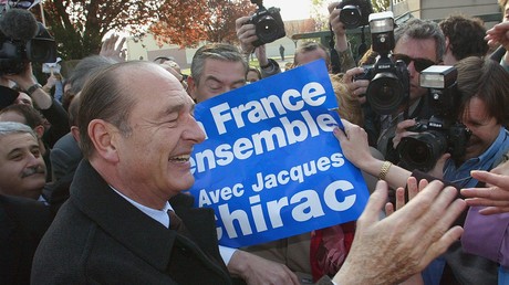 Le président Jacques Chirac en campagne, en mars 2002