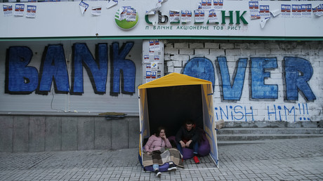 Une filiale de la banque russe Sberbank à Kiev