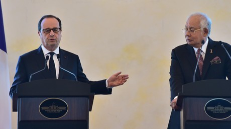 Le président de la République François Hollande et le Premier ministre malaisien Najib Razak