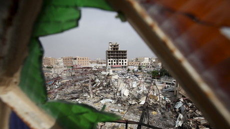 Les destructions après les frappes de l'Arabie saoudite à Yémen