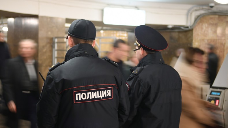 Huit personnes arrêtées à Saint-Pétersbourg et Moscou en lien avec l'attentat du métro