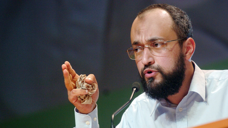L’islamologue controversé Hani Ramadan expulsé de France vers la Suisse