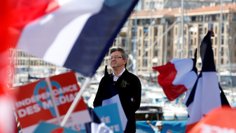 Donné devant Fillon dans un sondage, Mélenchon peut-il créer la surprise au premier tour ?