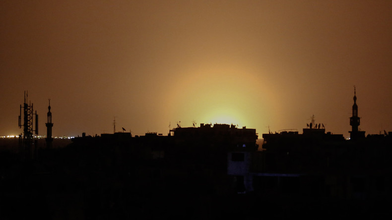 Syrie : un raid israélien aurait visé un dépôt d'armes du Hezbollah près de l'aéroport de Damas