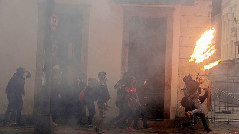 Brésil : manifestations violentes en marge de la grève générale (VIDEO)