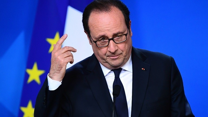 François Hollande appelle à «prendre le bulletin Macron» contre Marine Le Pen