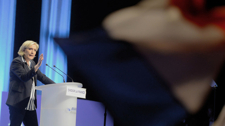 «Nous aurons une monnaie nationale», assure Marine Le Pen