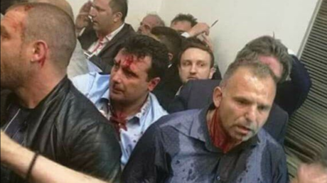 Zoran Zaev, leader de l'opposition, a été sérieusement blessé par les manifestants 