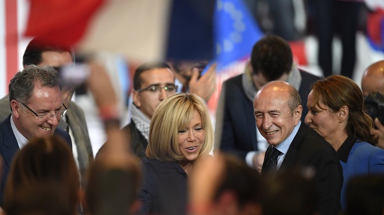 En Marche! rebaptisé La République en marche! en vue des législatives