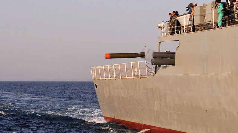 L'Iran procède à un test de lancement de torpille sous-marine dans le détroit d'Ormuz (VIDEO)