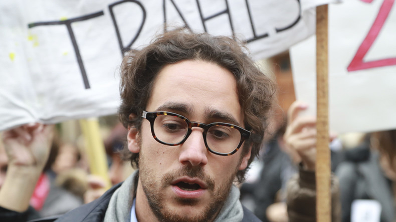 Plan social chez Tati : Thomas Hollande, avocat des salariés, dénonce un effet de la loi Macron