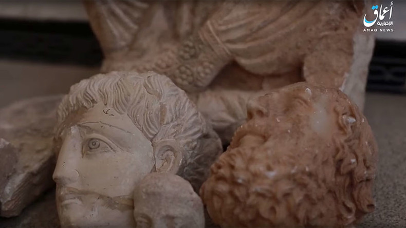Syrie : Daesh détruit des objets archéologiques dans sa guerre contre le patrimoine culturel (VIDEO)