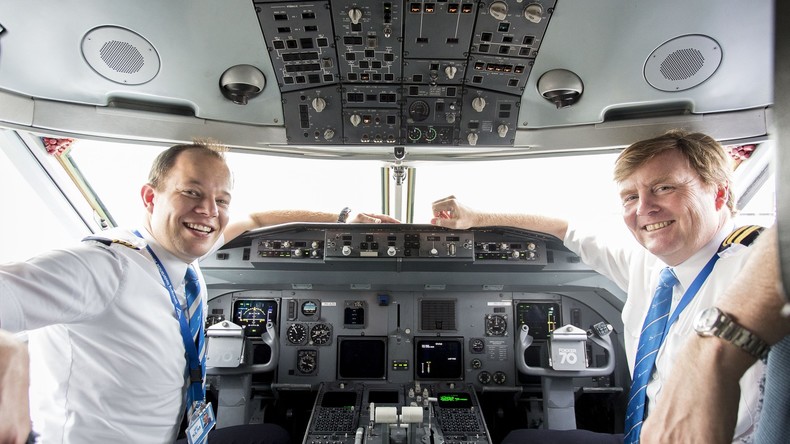 La double vie du roi des Pays-Bas, monarque... et pilote d'avion incognito