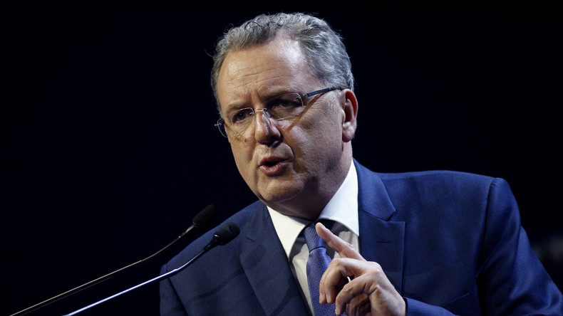 Epinglé par Le Canard, Ferrand contre-attaque, LR va saisir le parquet national financier