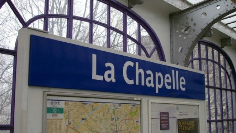 «Les femmes n'ont pas déserté La Chapelle» : rassemblement d’habitants sur le harcèlement (IMAGES)