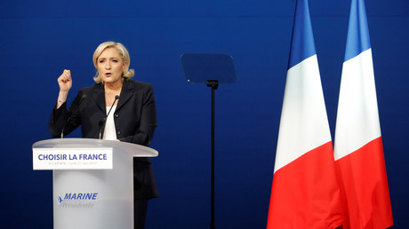 Marine Le Pen lors de son meeting à Villepinte le 1er mai 2017
