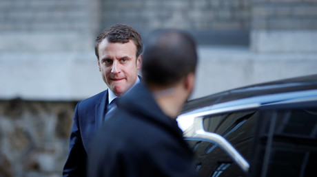 Emmanuel Macron accuse l'extrême-droite d'être à l'origine de la polémique autour de Mohamed Saou