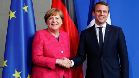 La chancelière allemande Angela Merkel rencontre le président français Emmanuel Macron