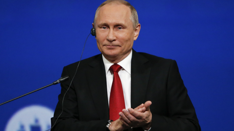 Interrogé sur la sortie des USA de l'accord de Paris, Poutine répond : «Don't worry, be happy»