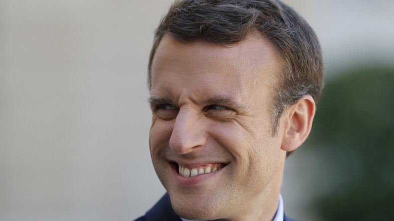 Emmanuel Macron repousserait l'introduction de la proportionnelle aux législatives