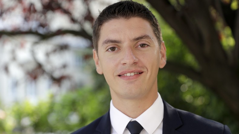 Un député LREM traite de «merde» un journaliste qui a révélé son passé de lobbyiste